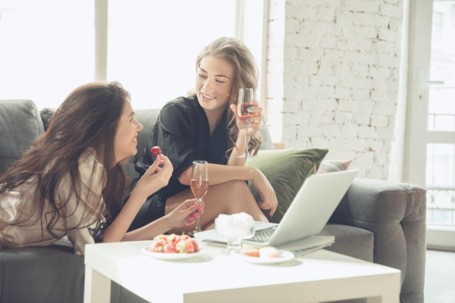 E-commerce website product pages optimization and search visibility analysis